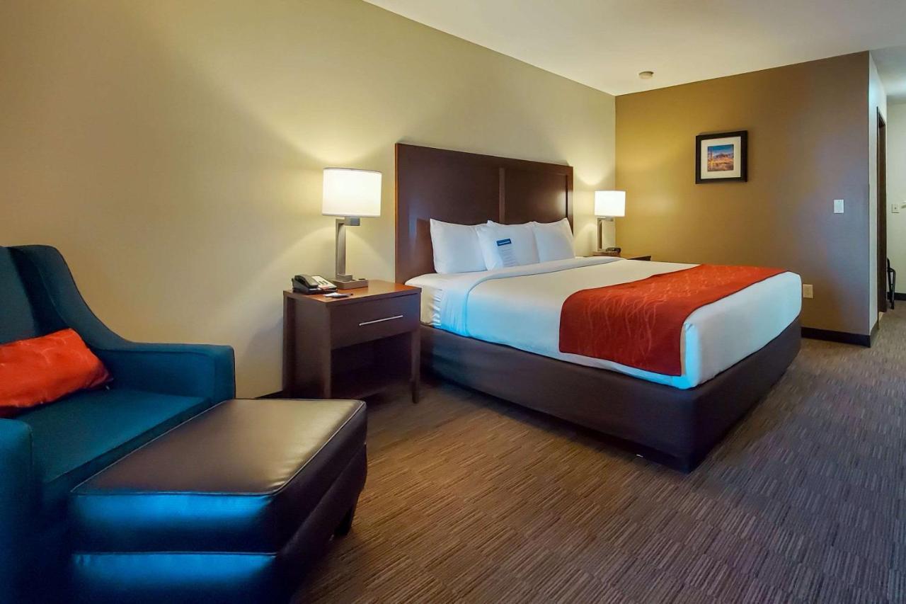 Comfort & Phoenix Sky Harbor Airport 3* Tempe