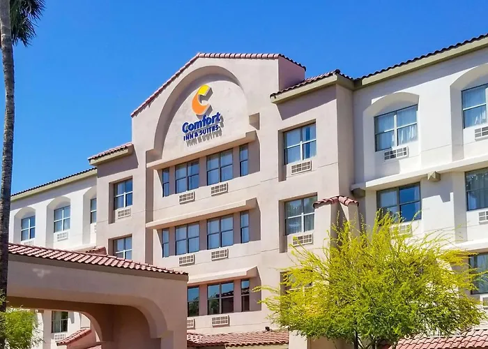 Comfort Inn & Suites Tempe Phoenix Sky Harbor Airport