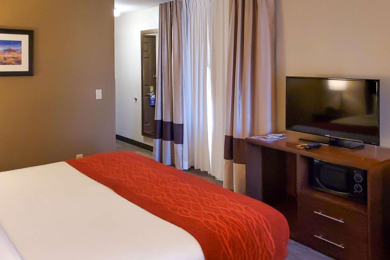 Hotel Comfort & Phoenix Sky Harbor Airport Tempe